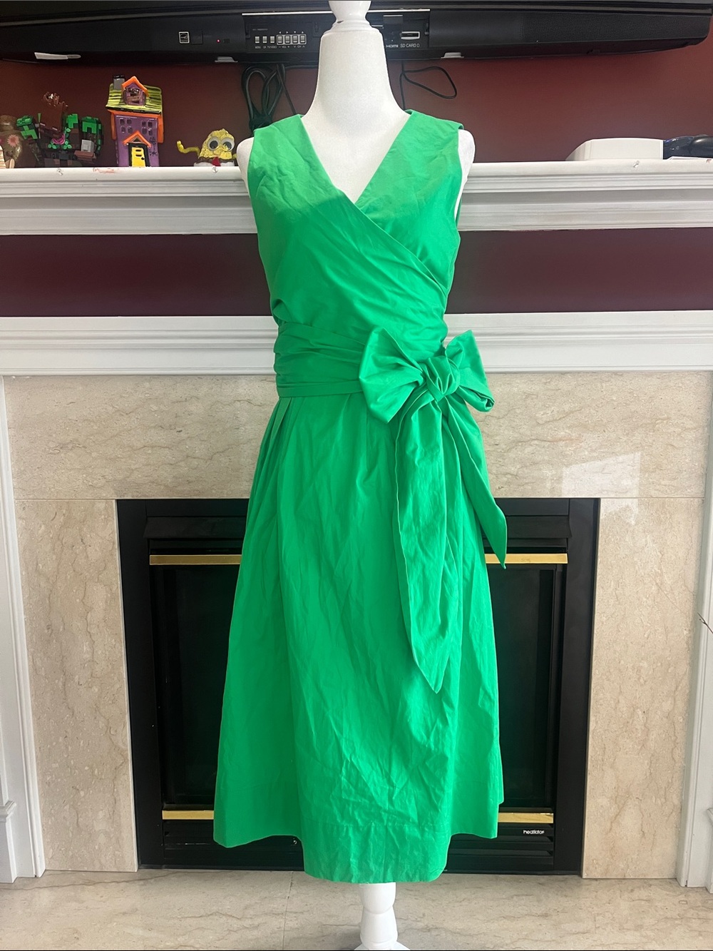 J by J Crew Green Wrap Midi Dress with Waist Bow - Picture 3 of 13